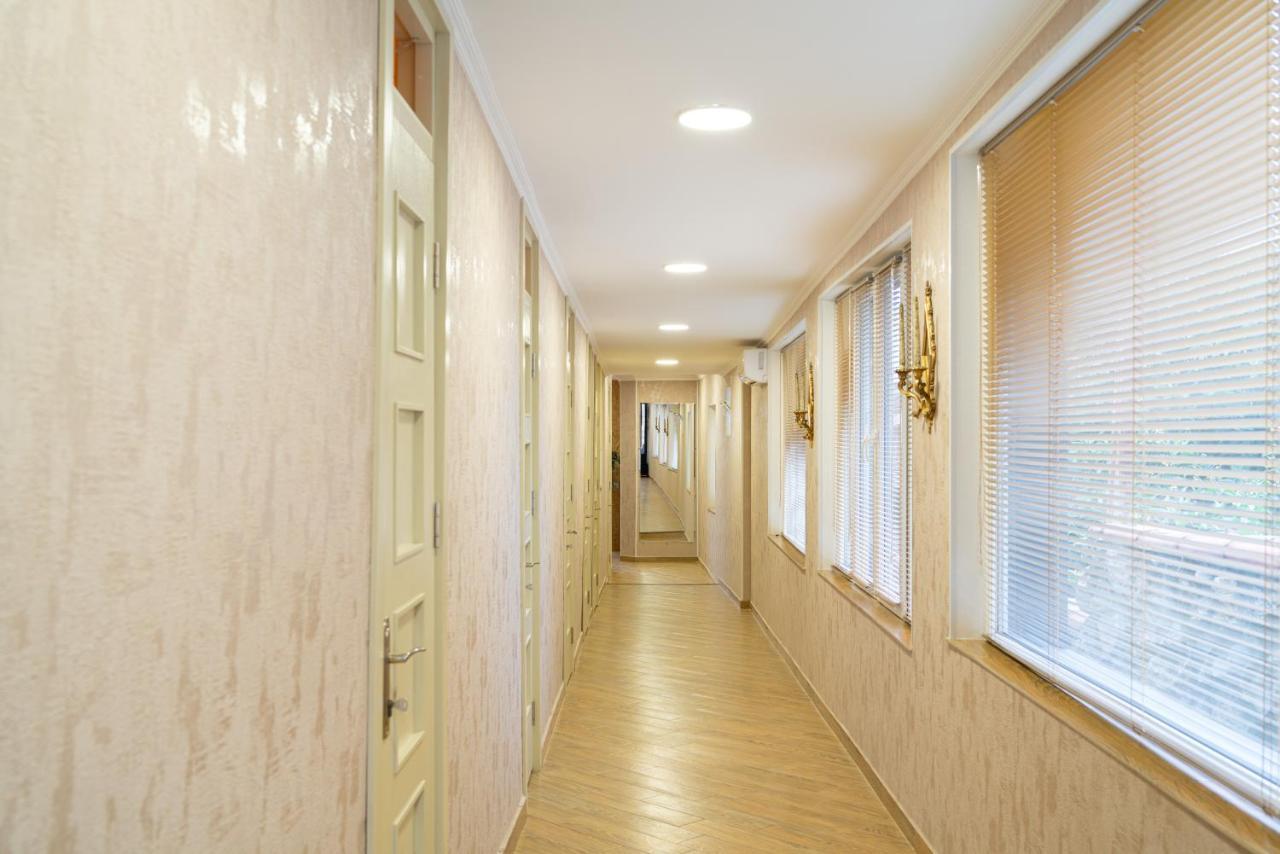 Hotel Bani Kutaisi Luaran gambar