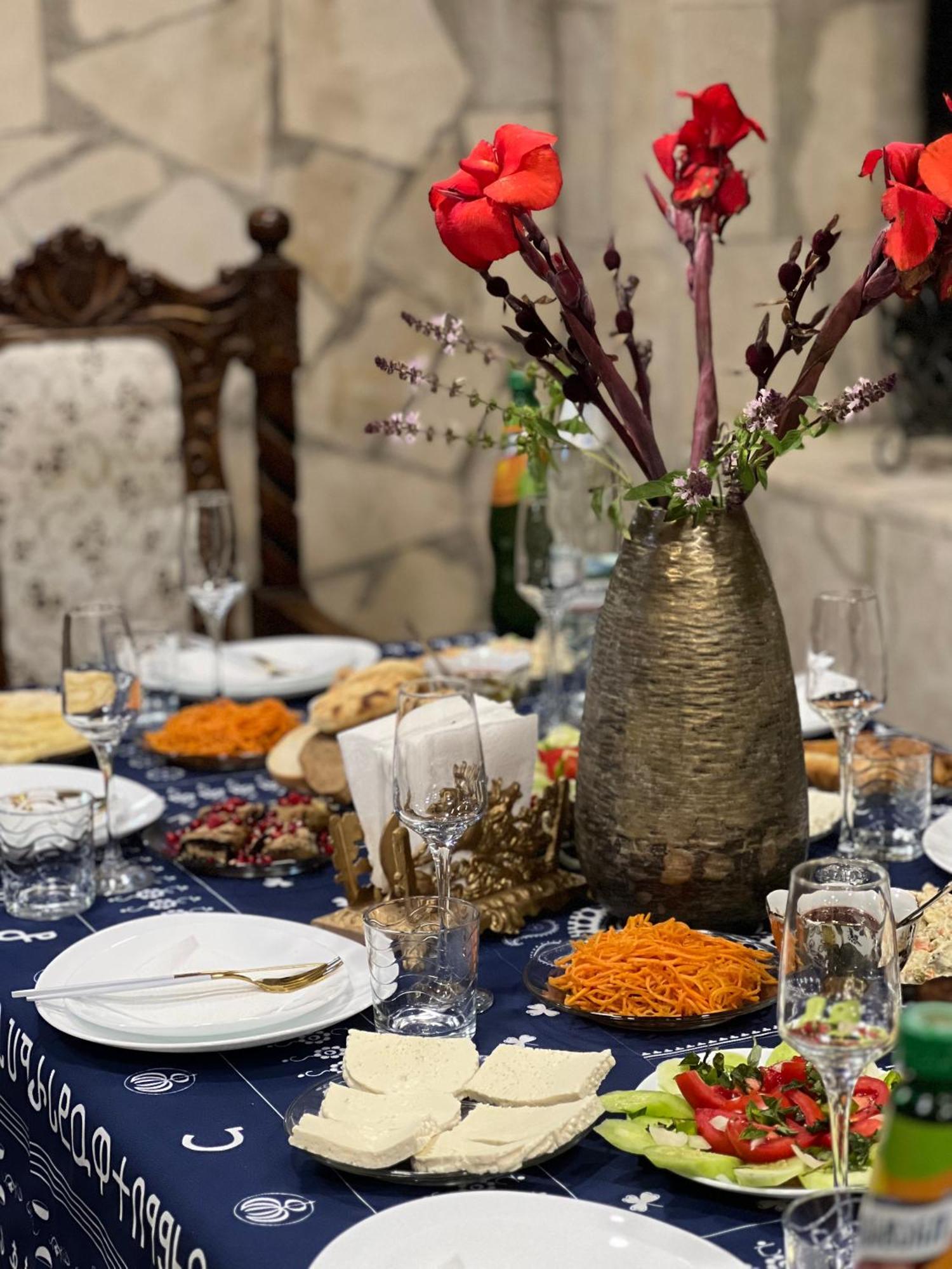 Hotel Bani Kutaisi Luaran gambar